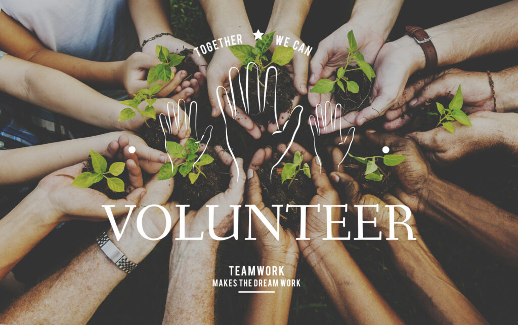 Volunteering alumni association activities to Giving Back to the Community